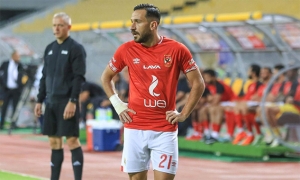 علي معلول في تشكيلة الاهلي لمواجهة الهلال السوداني