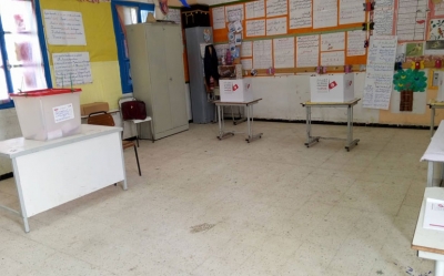 أريانة:  إقبال ضعيف للشباب...خطأ برموز القائمات.. مناوشات ومحاولات للتأثير على الناخبين