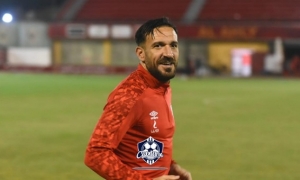 من بينهم علي معلول: الأهلي المصري يبدأ تحضيراته لمواجهة الهلال السوداني منقوصا من 16 لاعبا