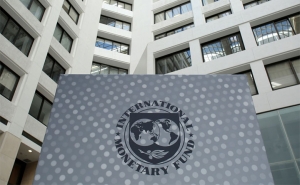 تزامنا مع عزم تونس على الخروج إلى السوق المالية الدولية:  صندوق النقد الدولي يؤجل انعقاد مجلس إدارته وإمكانية صدور ترقيم فيتش للمخاطر المالية