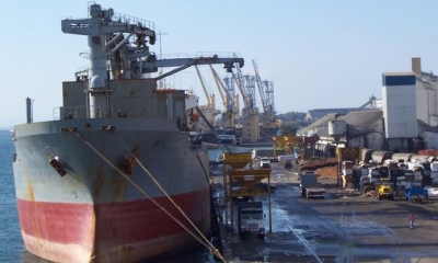 بنزرت : وفاة عامل بالميناء التجاري اثر تعرضه لحادث اصطدام بحاوية