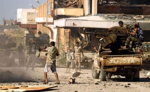 رغم موافقة طرفي النزاع على التفاوض:  الهدنة في ليبيا رهينة سياسة الحلفاء ومصالحهم