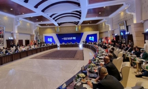 باريس تستضيف مؤتمرا دوليا جديدا حول الأزمة الليبية: طريق السلام في ليبيا .. محفوف بمخاطر الميليشيات ومعادلات الخارج