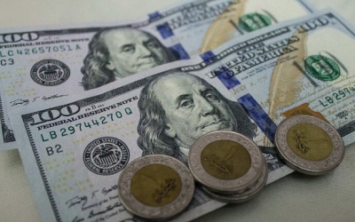 مصر تقرر   زيادة حصيلتها  من الدولارات  إلى 191 مليار دولار