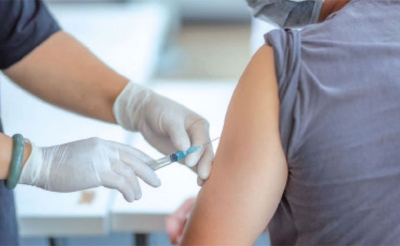 في ظلّ بطء نسق التلقيح وارتفاع منسوب العدوى : هل يمكن أن تستمر سياسة اللاّ حجر ؟