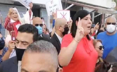 وقفة إحتجاجية أمس بشارع خير الدين باشا: عبير موسي تعود إلى المطالبة بغلق فرع الاتحاد العالمي لعلماء المسلمين في تونس