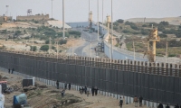 مصر تبني منطقة عازلة قرب حدودها مع قطاع غزة