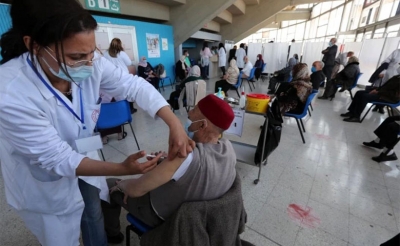 تجاوزات، نسق تلقيح ضعيف جدا..نقابة الأطباء تتوعد ومخاوف من السلالة الهندية: البحث عن تدارك «التأخير» ومقترحات مرتقبة خلال فترة عيد الفطر