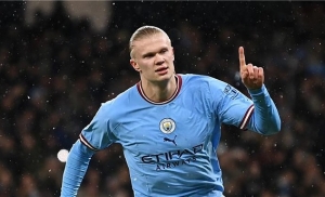 هالاند أفضل لاعب في البطولة الأنقليزية