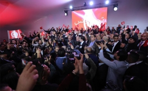 «تحيا تونس» : ايداع الملف القانوني:  الكشف عن خارطة الطريق والمؤتمر التأسيسي 