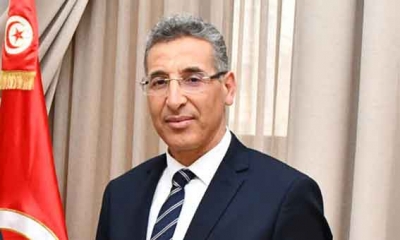 قائلا " هناك أمانة أخرى نادتني": استقالة وزير الداخلية توفيق شرف الدين