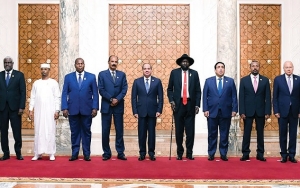 طرفا الصراع في السودان يرحبان بمخرجات قمة دول الجوار بالقاهرة