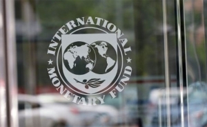 بيان صندوق النقد الدولي إثر زيارة وفده إلى تونس: التقليص من العجز والتحكم في كتلة الأجور والإلغاء التدريجي لدعم المحروقات