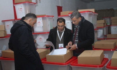استعدادا للانتخابات:  هيئة الانتخابات في زيارة إلى المخزن الجهوي بسيدي بوزيد
