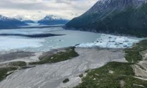 زلزال شدته 7.4 درجات يضرب منطقة ألاسكا وتحذير من تسونامي