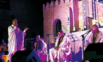 عرض «بحور» لحاتم الفرشيشي ضمن مهرجان المنستير الدولي: تجربة صوفية تنفتح على ايقاعات العالـم