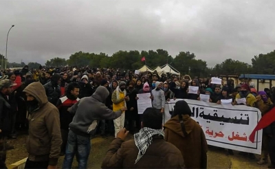 مع اقتراب الذكرى الـ10 للثورة.. توسع رقعة الاحتجاجات : غضب الشارع وصمت القصور