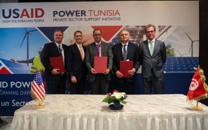 سفير الولايات المتحدة الأمريكية  يَنضم إلى ورشة عمل لبرنامج Power Tunisia