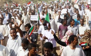 المظاهرات تتواصل للأسبوع الثالث على التوالي:  الاحتجاجات الشعبية... محطة مفصلية في تاريخ السودان