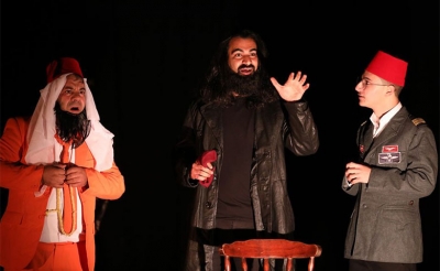 مسرحية «جنونستان» لحكيم حرب من الأردن ضمن أيام قرطاج المسرحية: انتصروا للفن لتضمنوا الحرية