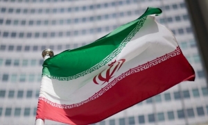 إيران تنتقد مدير الوكالة الذرية مجددا بعد تقرير أجهزة الطرد