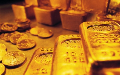 بفعل توقعات رفع الفائدة الأمريكية : الذهب يهبط لأدنى مستوى في 8 أسابيع