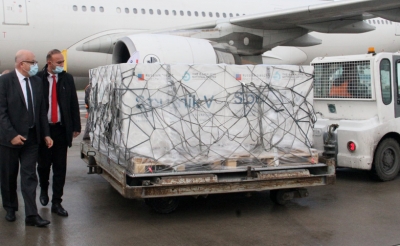 بعد طول انتظار وجدل كبير وتناقض في التصريحات.. رسميا وصول 30 ألف جرعة من التلقيح الروسي "سبوتنيك V" ويوم السبت بداية التطعيم