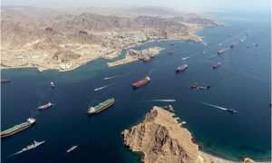 صراع النفوذ في هرمز يتجدّد