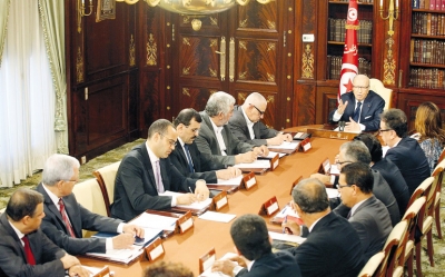 وثيقة أولويات حكومة الوحدة الوطنية:  تغييرات جزئية والتنصيص على السلم والاستقرار الاجتماعي عوضا عن الهدنة