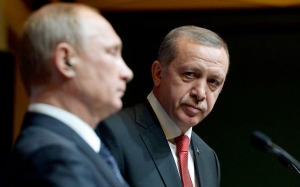 في هروب من العزلة الدولية: مسار جديد لسياسة تركيا الخارجية والسعي لركوب قطار التسوية المرتقبة