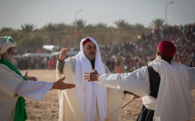 في اختتام المهرجان الدولي للصحراء بدوز: نجاح فني وجماهيري لملحمة «صحارى الحب»