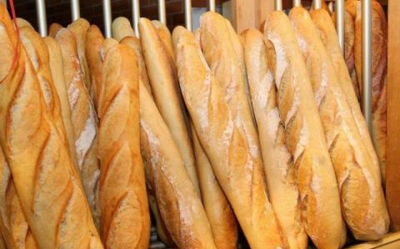 حقيقة الزيادة في سعر الخبز الصغير 'الباقات'