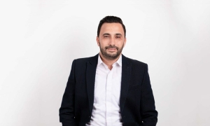 اليوم الاستماع الى الصحفي محمد اليوسفي امام القطب المالي