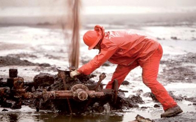 وسط مطالب بكشف خفايا ملفّ المحروقات: مجلس النواب يصادق على مشروعي قانون متعلقان بالموافقة على رخص استكشاف وبحث عن المحروقات