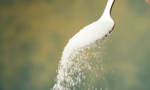 صعود تكلفة إنتاج السكر ينذر برفع أسعاره في الاتحاد الأوروبي