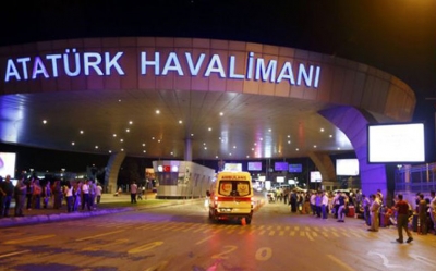 قتلى في تفجير انتحاري في مطار اسطنبول