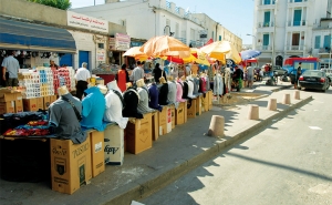 المنتدى الاقتصادي العالمي: التجارة الموازية والتضخم أكبر المخاطر المحدقة بتونس