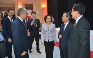 في غياب لممثلي الحكومة والمسؤولين عن الملفات الاقتصادية :  العملاق الصيني «كينغ لونغ» يحتفل بدخوله السوق التونسية عبر شركة Mediacars