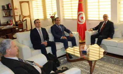 دعم الفلاحة التونسية محور لقاء وزير الفلاحة مع المدير العام الإقليمي لشمال إفريقيا لدى البنك الإفريقي للتنمية