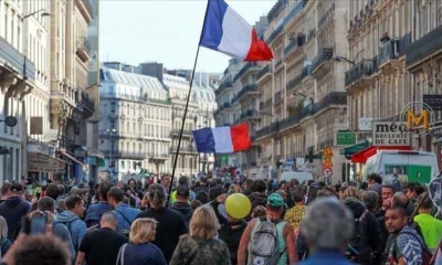 الإضرابات في فرنسا ستعطل النقل العام يوم غد الثلاثاء