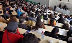 مشروع قانون لإحداث وكالة مرافقة الطلبة الأجانب في تونس