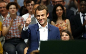 الإستعدادات للحملة الرئاسية الفرنسية:  «إمانويل ماكرون» يدخل السباق في انتظار ممثل اليمين