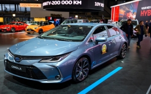 سيارتي «Toyota» تتصدر  مبيعات السيارات العالمية