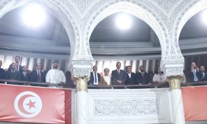 رئيس مجلس نواب الشعب يرحب بوفد من البرلمانيين العرب