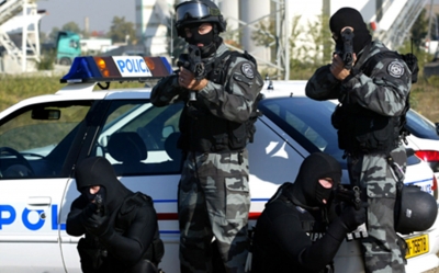 في مداهمة في جزيرة «لا ريونيون» الفرنسية: جرح شرطيين وإلقاء القبض على إرهابي