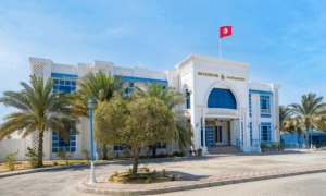 سفارة تونس بأبوظبي تعلن عن إجراءات العودة إلى تونس عبر السعودية