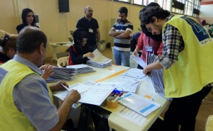 المحكمة العليا تقرر إعادة فرز نتائج الانتخابات:  المشهد السياسي العراقي على المحك ومصير التحالفات غامض