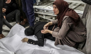 استشهاد 32 فلسطينيا بقصف إسرائيلي على غزة