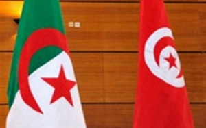 انطلاق تبادل الحوالات المالية الدولية بين تونس والجزائر