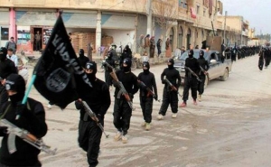 إلقاء القبض على 8 إرهابيين فرنسيين في سوريا